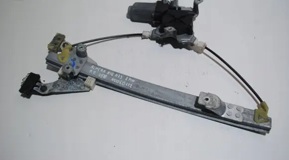 Nissan Almera N16 Front door window regulator with motor 400601T2