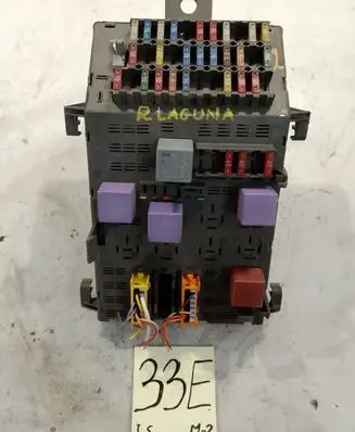 Renault Laguna I Fuse box set 7700844453