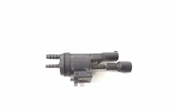 Mercedes-Benz E C207 W207 Turbo solenoid valve A0025407097
