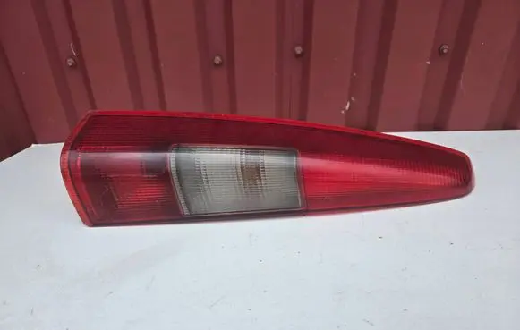 Volvo S70 V70 V70 XC Rear/tail lights 9157799 9169472