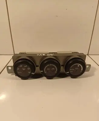 Nissan X-Trail T30 Climate control unit 27500EQ300 C4Y24 A0200018A03002