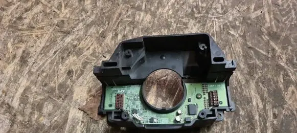 Multifunctional control switch/knob