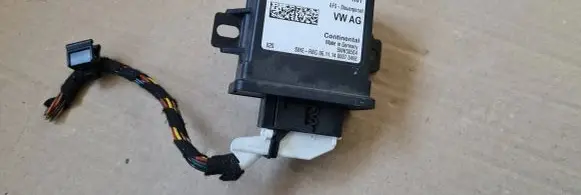 Audi A3 S3 8V Headlight ballast module Xenon 7P6907357B 7P6907357C 5WK50564