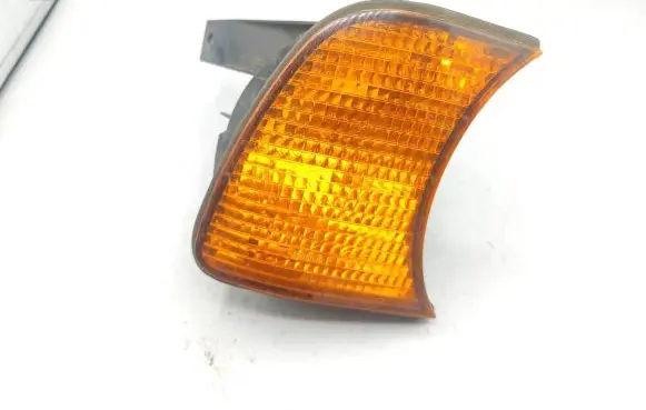BMW 5 E34 Front indicator light 1384034 155042