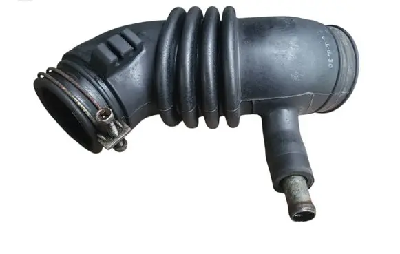 Nissan Terrano Air intake hose/pipe