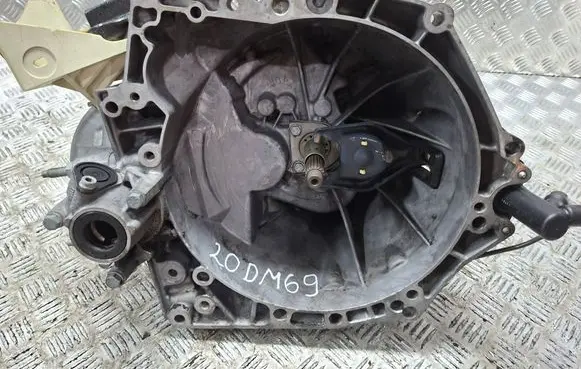Peugeot 307 Manual 5 speed gearbox S27647023 20DM69