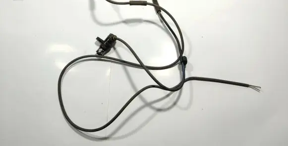Toyota Hilux (AN10, AN20, AN30) ABS brake wheel speed sensor 89542 8K020 895420K020
