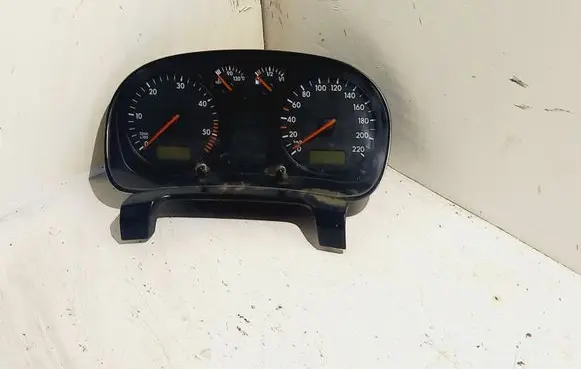 Volkswagen Golf IV Speedometer (instrument cluster) 1J0919360