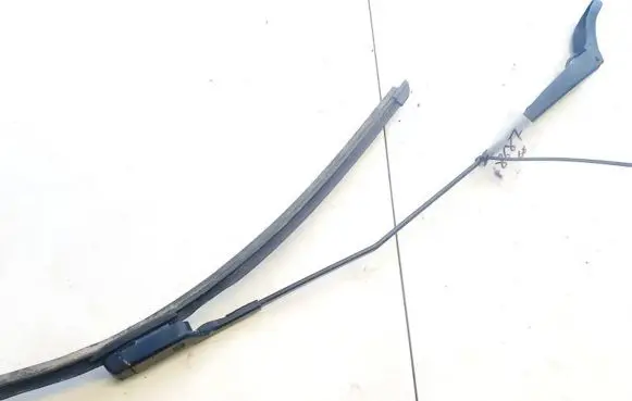 Peugeot Partner Front wiper blade arm 9682974380