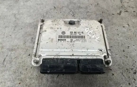 Skoda Fabia Mk2 (5J) Engine control unit/module ECU