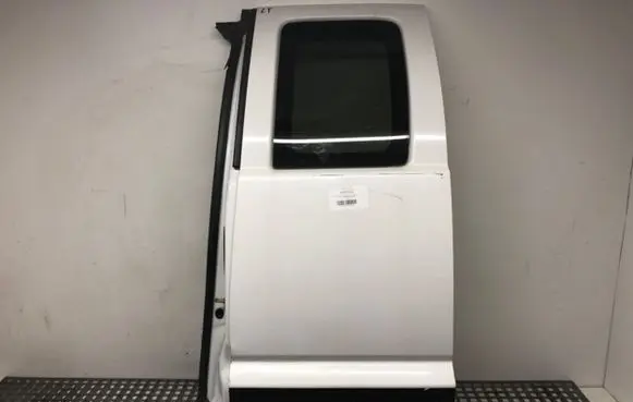 Dodge Dakota Rear door
