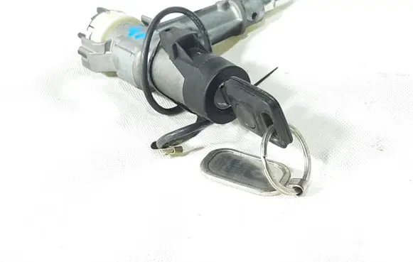 Audi A6 S6 C4 4A Ignition lock 4A0905851H