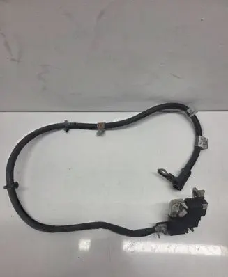 Mercedes-Benz CLA C117 X117 W117 Positive cable (battery) A2469068601