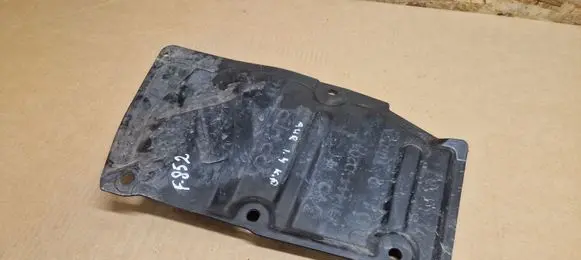 Toyota Auris E180 Belt protection 5144402041