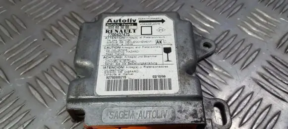 Renault Megane I Airbag control unit/module 7700437475 550803600