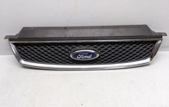 Ford Focus C-MAX Front bumper upper radiator grill 3M51R8B271AD 3M51R8138