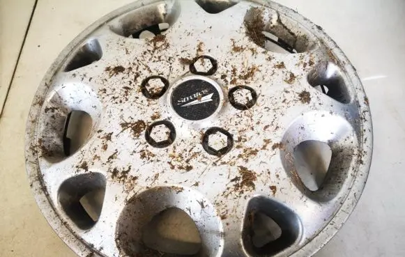 Volkswagen Golf IV R13 wheel hub/cap/trim 
