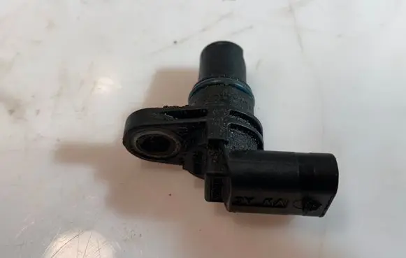 Audi A6 S6 C7 4G Camshaft speed sensor 07L905163C