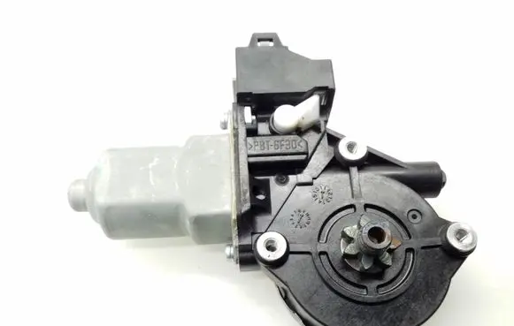 Nissan Leaf I (ZE0) Rear door window regulator motor