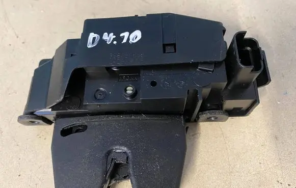 Citroen C4 II Tailgate/trunk/boot lock/catch/latch 9684648680