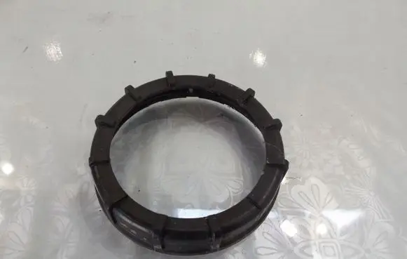 Audi A4 S4 B5 8D In tank fuel pump screw locking ring/nut 