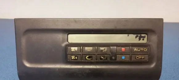 Volkswagen PASSAT B4 Climate control unit 3A0907044