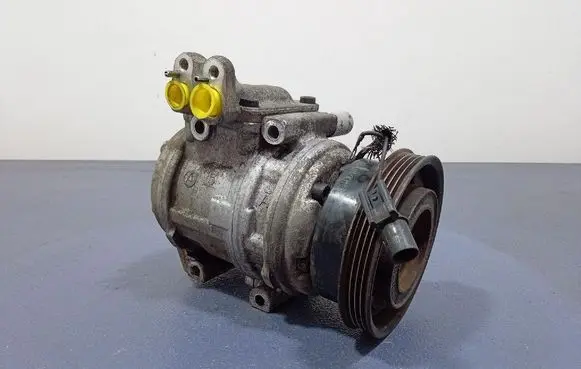 KIA Sportage Air conditioning (A/C) compressor (pump) 160402320K