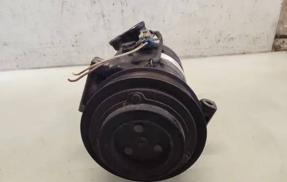 Opel Insignia A Air conditioning (A/C) compressor (pump) 687997689 13220076 095120729