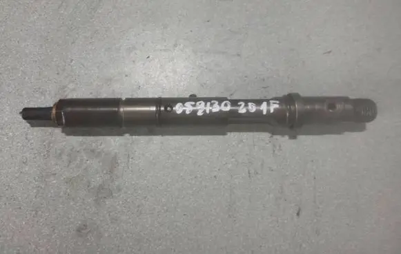 Audi A6 S6 C5 4B Fuel injector 059130201F