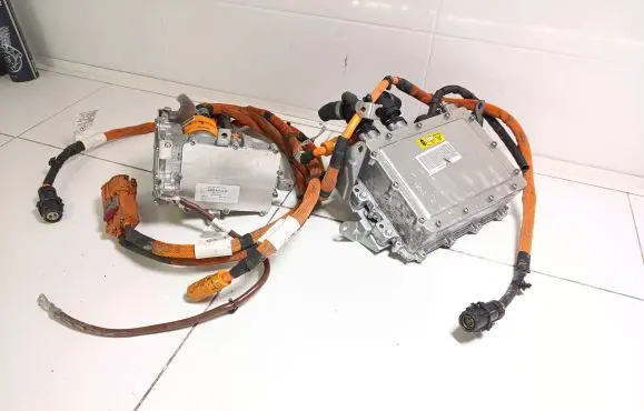 Mercedes-Benz EQC Voltage converter inverter A0003424800 A2935455600