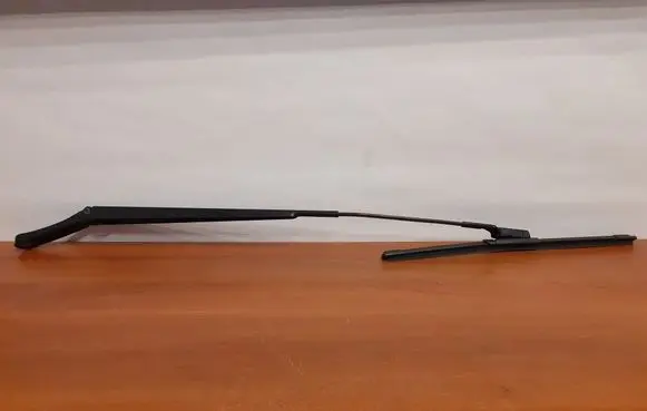 Volkswagen Touran III Windshield/front glass wiper blade 5TC955409 9732