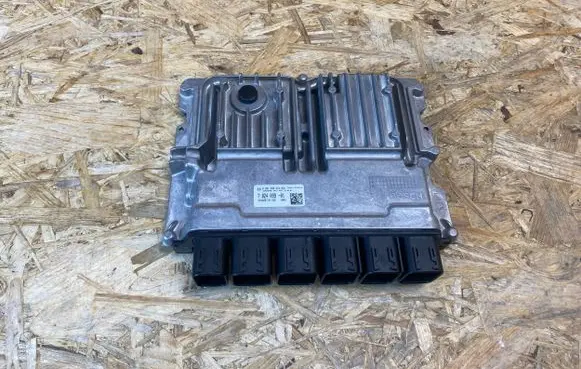 BMW X3 G01 Engine control unit/module 7824099