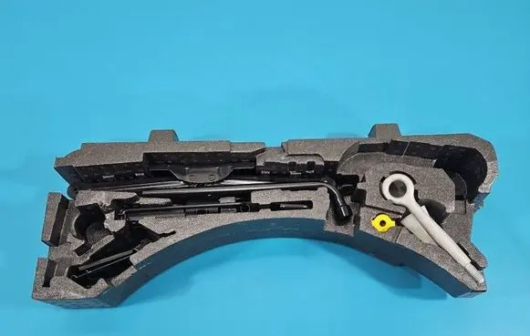 Jaguar F-Pace Lift Jack HK8317080BB IMPRK1577695