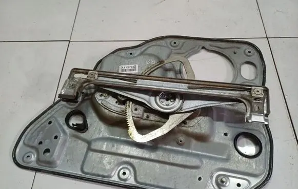 Volvo V50 Sliding door window regulator with motor 8679082