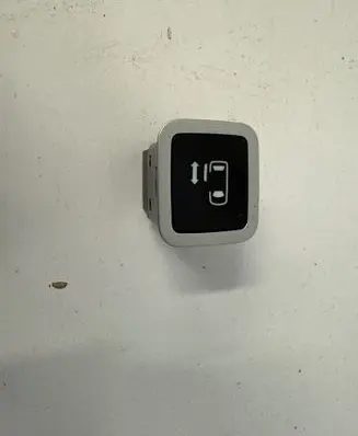 Chrysler Pacifica Electric sliding door switch 68443100AA