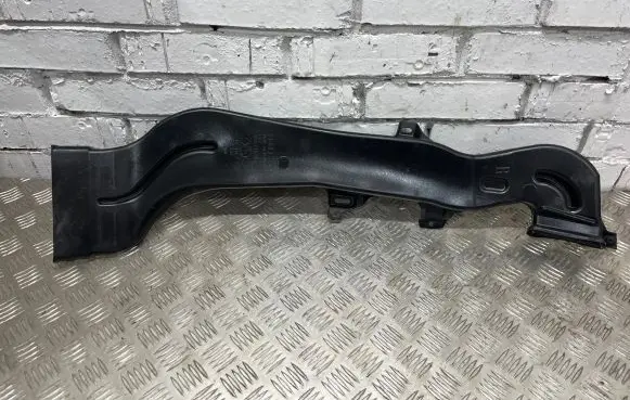 Audi A7 S7 4K8 Cabin air duct channel 4K8819502