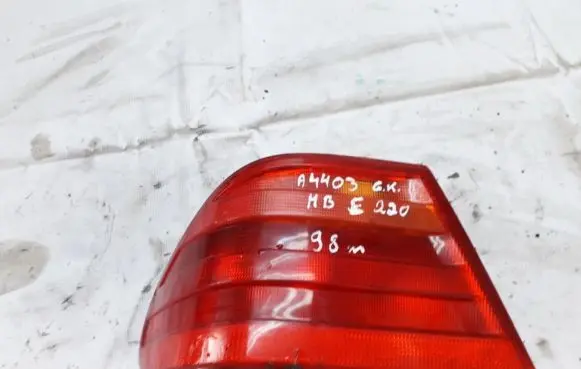 Mercedes-Benz E W210 Rear/tail lights