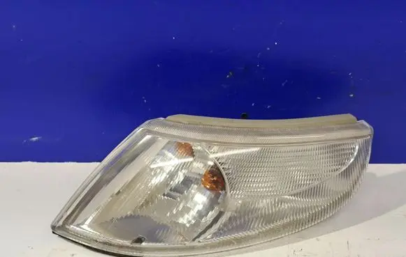 Saab 95 - 96 Front indicator light 4912515 32019345