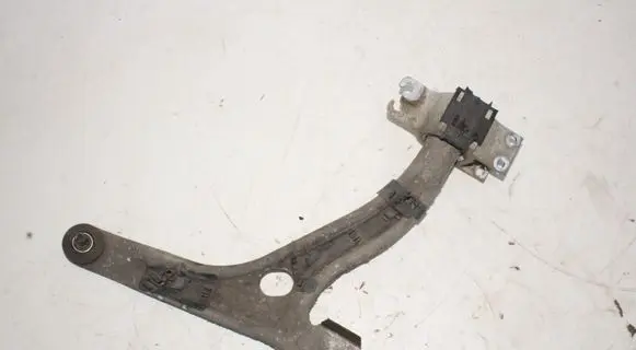 Mercedes-Benz GLA W156 Front lower control arm/wishbone