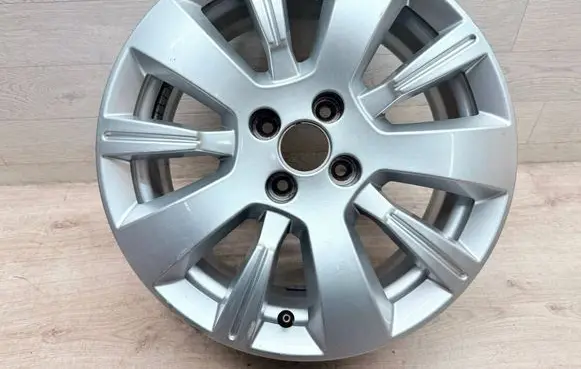 Renault Captur R16 alloy rim 403002556R
