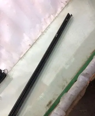 Hyundai Kona II Rubber seal rear door window/glass 
