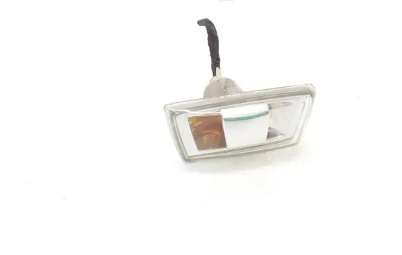 Opel Insignia A Front fender indicator light 13252455