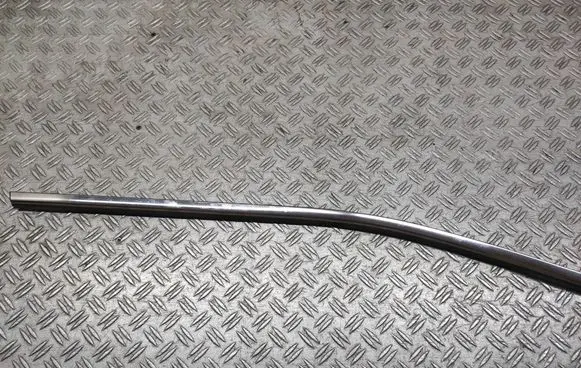 Nissan Qashqai Rear door trim (molding) 828204EA0A