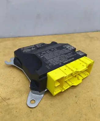 Mercedes-Benz C W205 Airbag control unit/module A2059009627 A2059027311 A2059017513