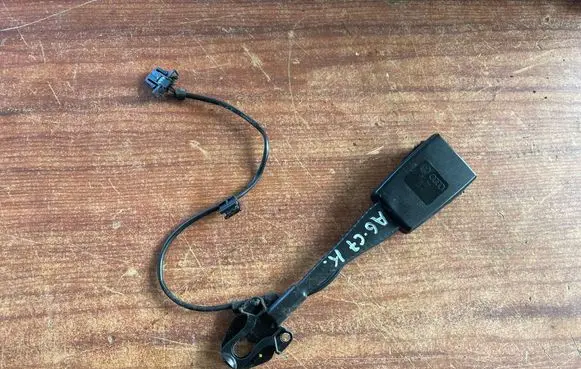 Audi A6 S6 C7 4G Front seatbelt buckle 8K0857755F