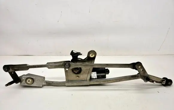 Volvo XC70 Front wiper linkage and motor 09151848 1232C 404775
