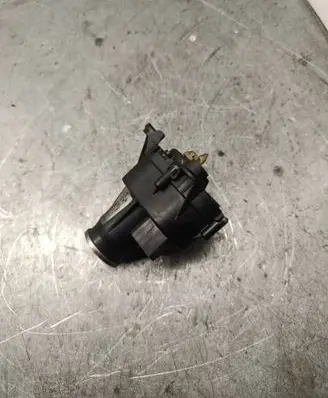 BMW 5 F10 F11 Intake manifold valve actuator/motor 8506410