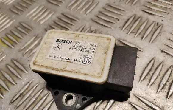 Mercedes-Benz E W212 Yaw turn rate sensor 0055422618