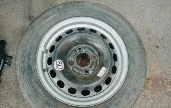 Volvo S40, V40 R15 spare wheel 