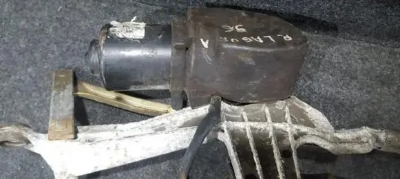 Renault Laguna I Wiper motor